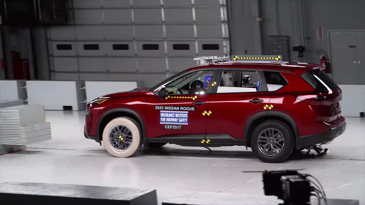 2025 Nissan Rogue Safety Test