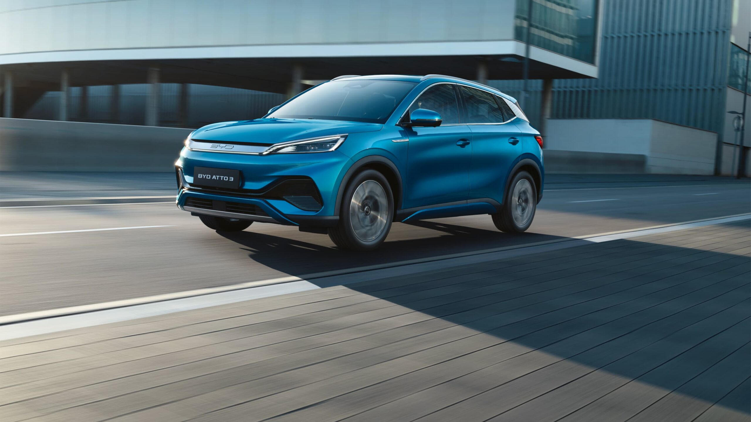 BYD Atto 8 SUV