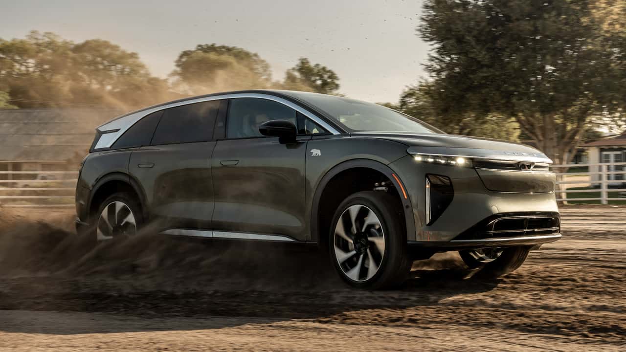 Lucid Gravity Touring